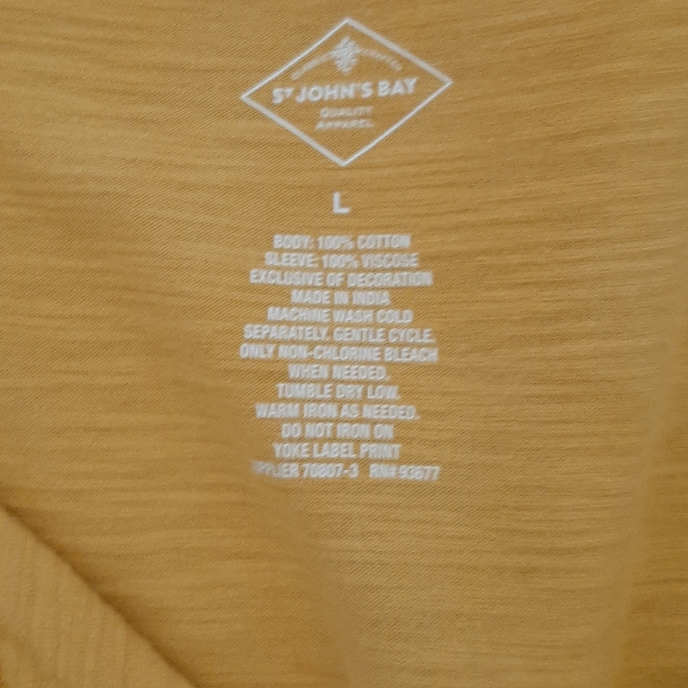 Top - Picture 2 of 2